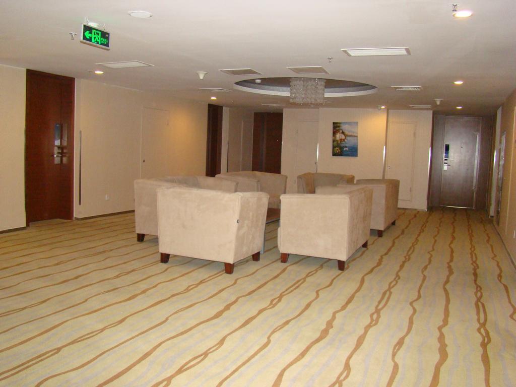 Holiday Inn Express Tianjin Binhai Buitenkant foto