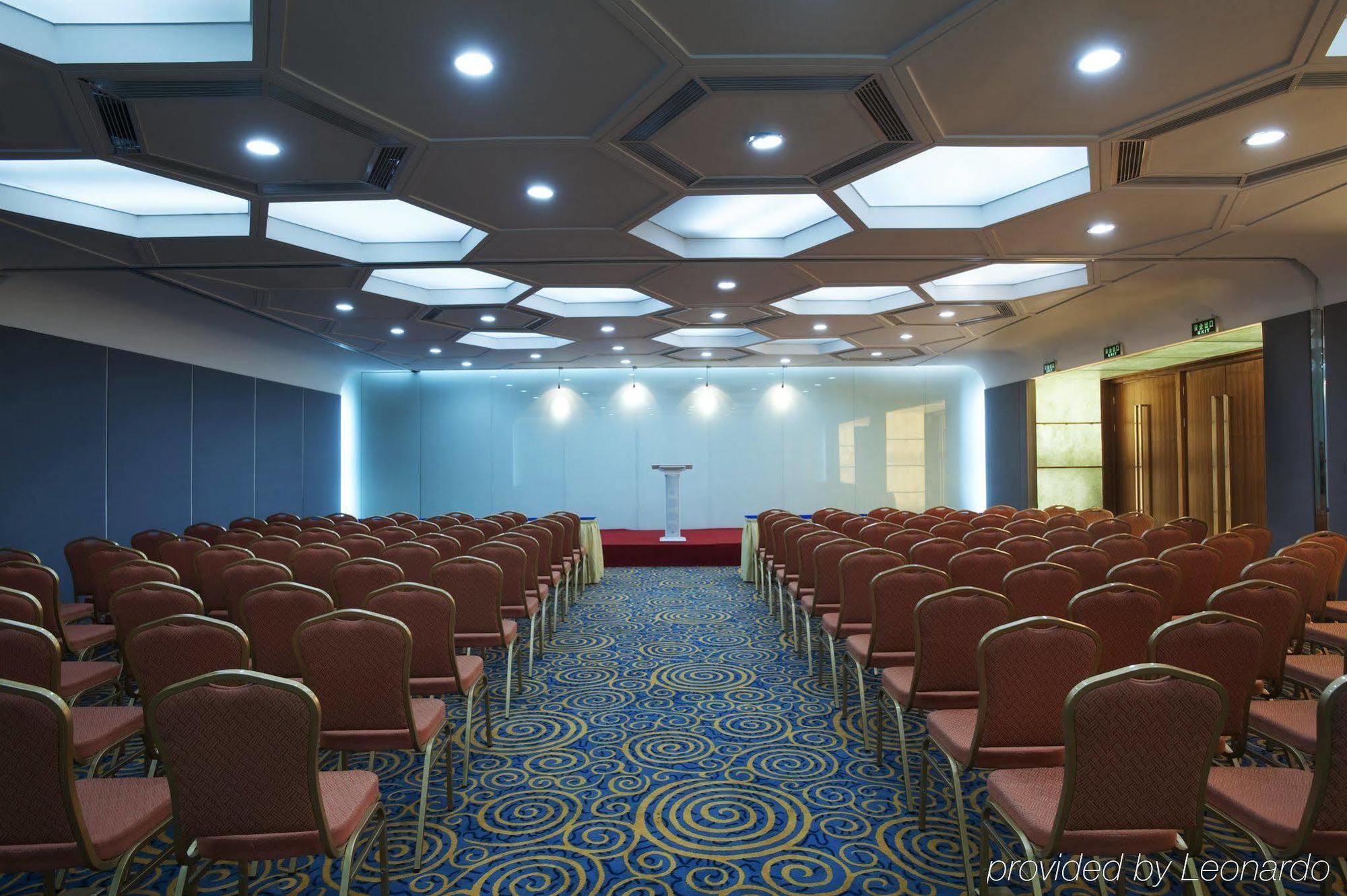 Holiday Inn Express Tianjin Binhai Faciliteiten foto