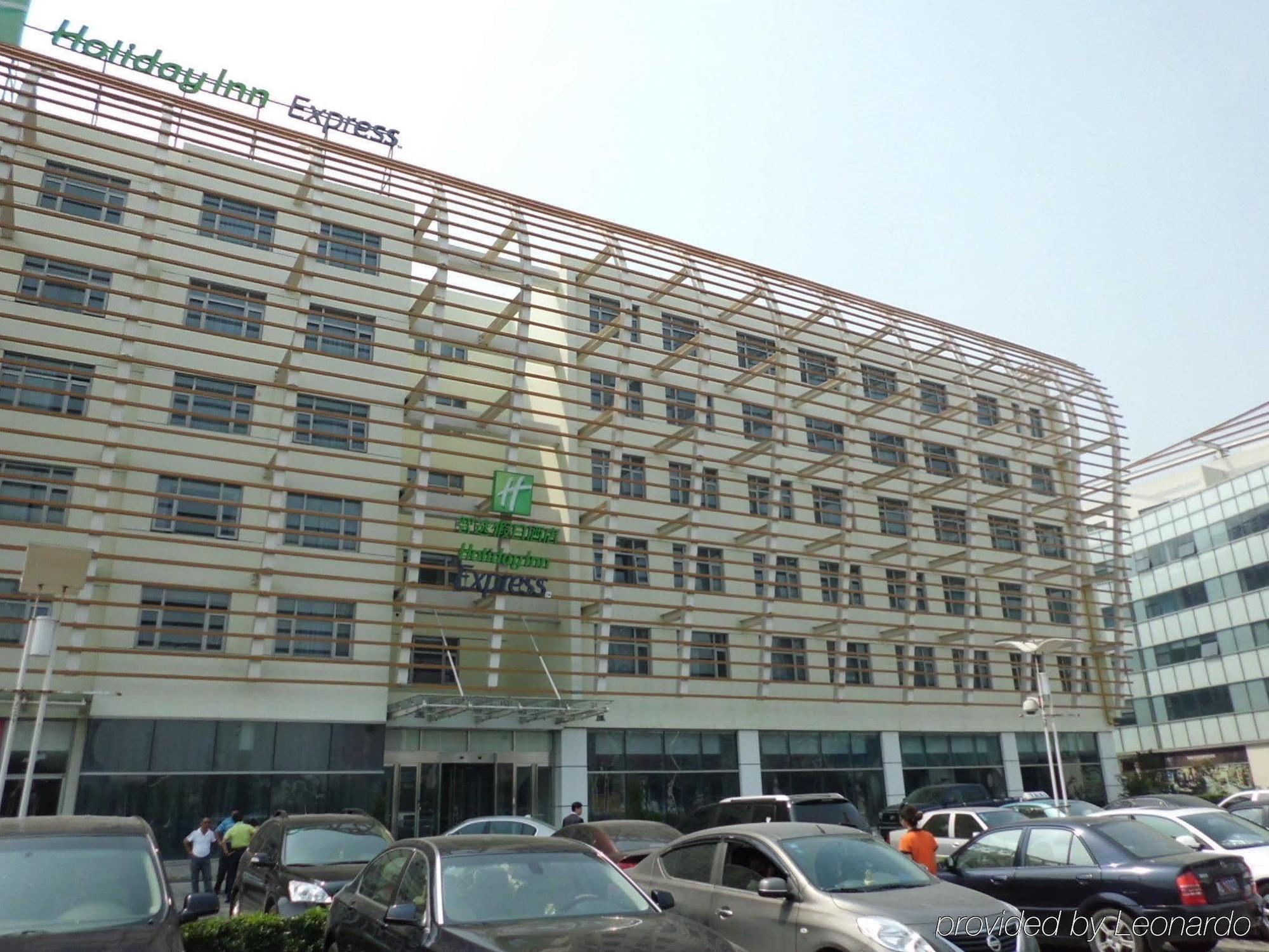 Holiday Inn Express Tianjin Binhai Buitenkant foto