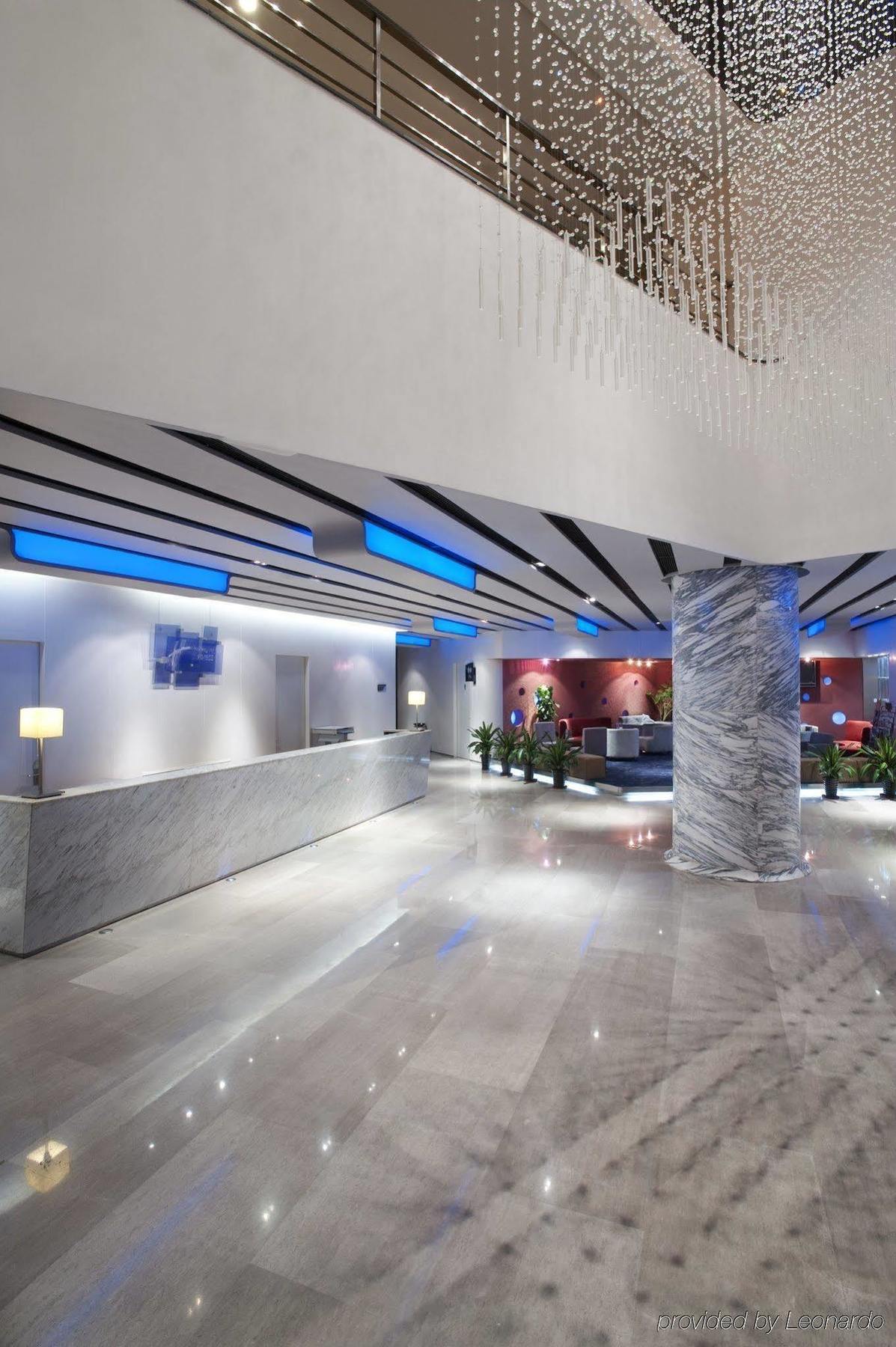 Holiday Inn Express Tianjin Binhai Buitenkant foto